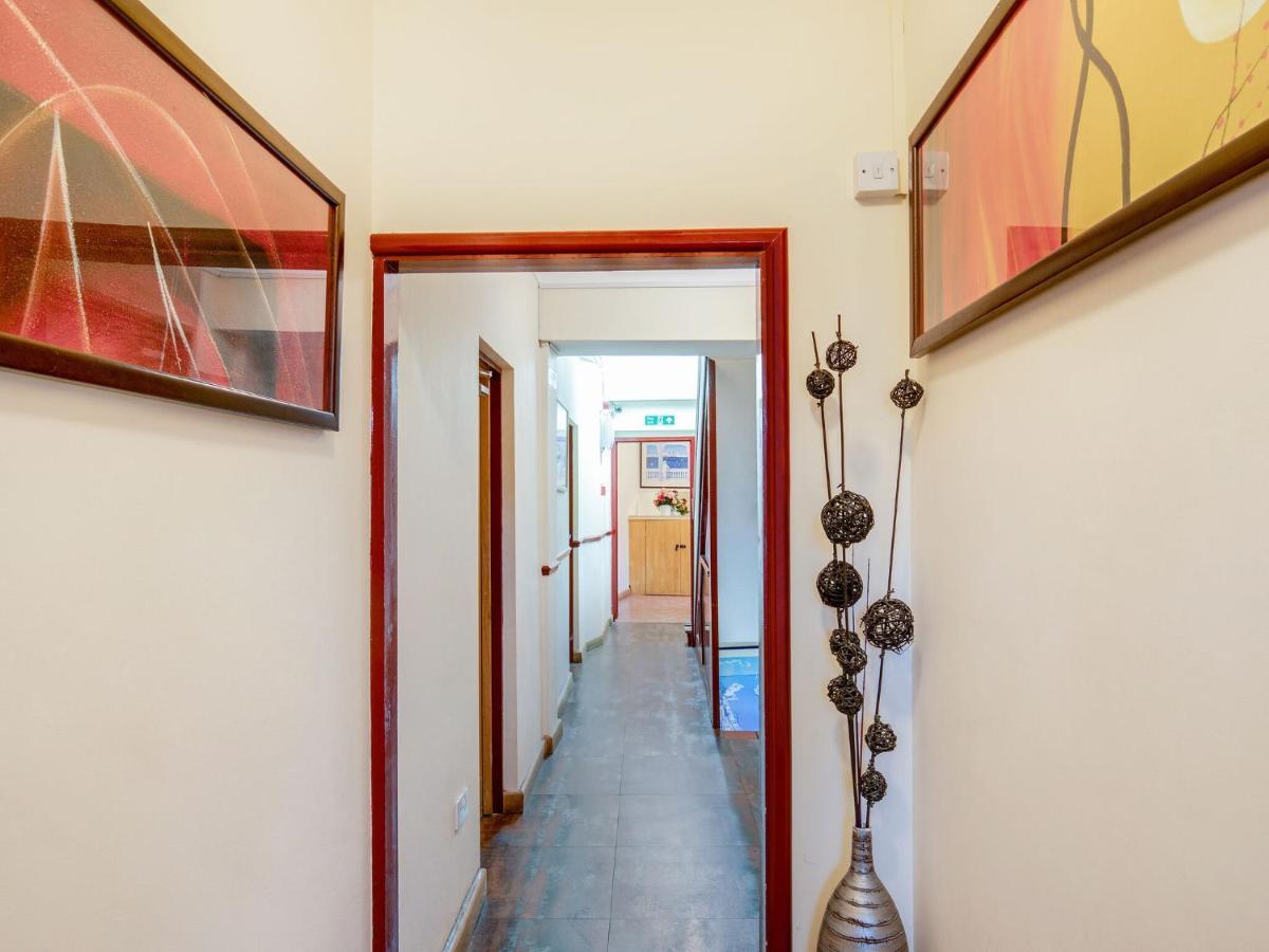 Lovely Studio In London With Patio ภายนอก รูปภาพ